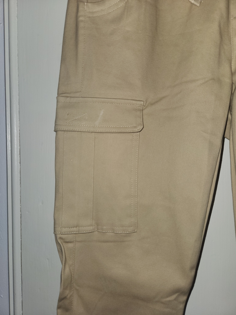 Galaxy by Harvic Women’s Cargo Jogger Pants Tan 4-Way Stretch- NWT Size S - Picture 5 of 6